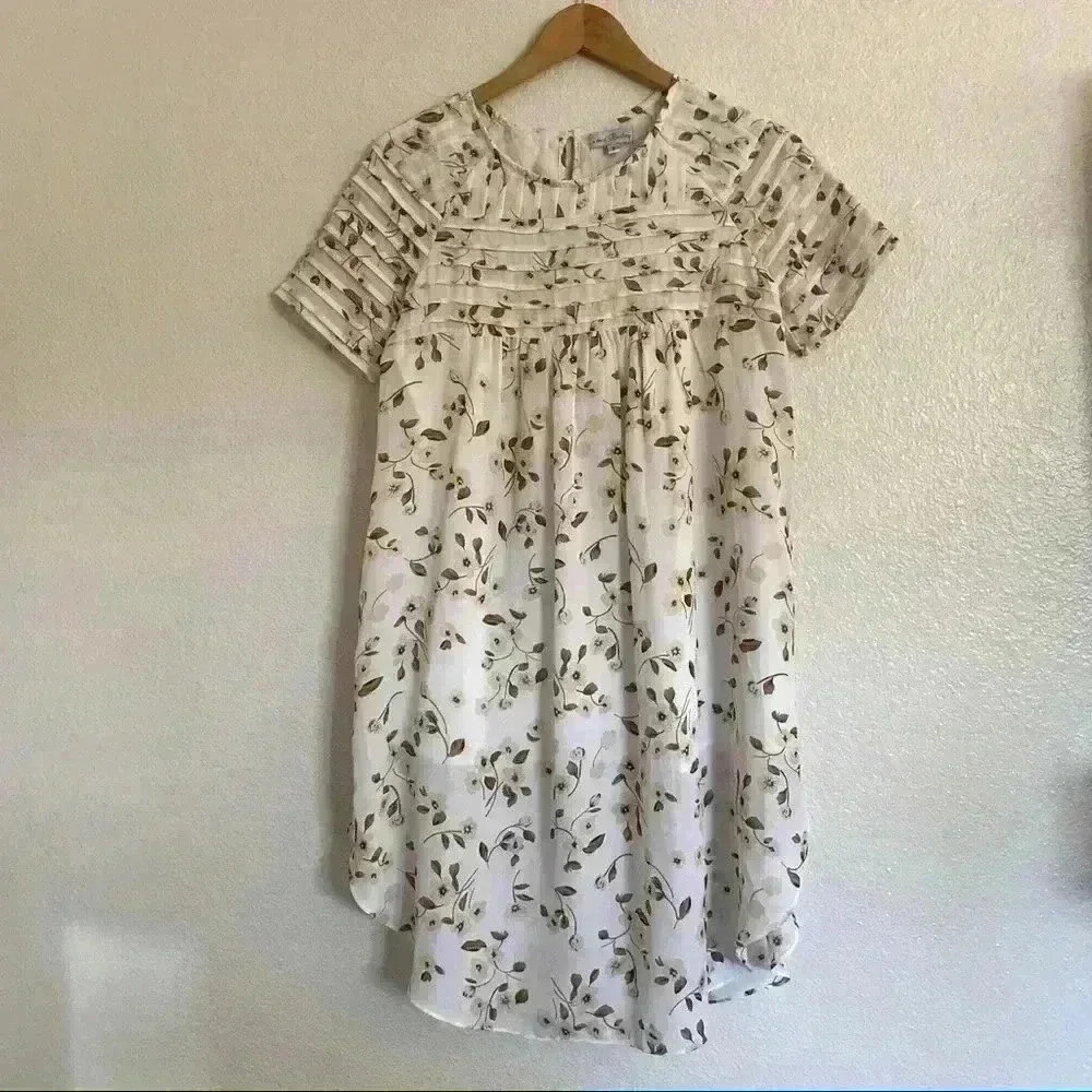 A Dip Of Darling Vintage Floral Dress Size Small